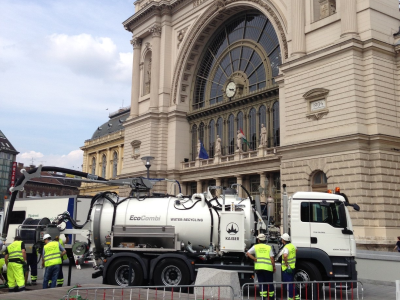 Equipos con reciclado de agua para el saneamiento de redes-descargas.png