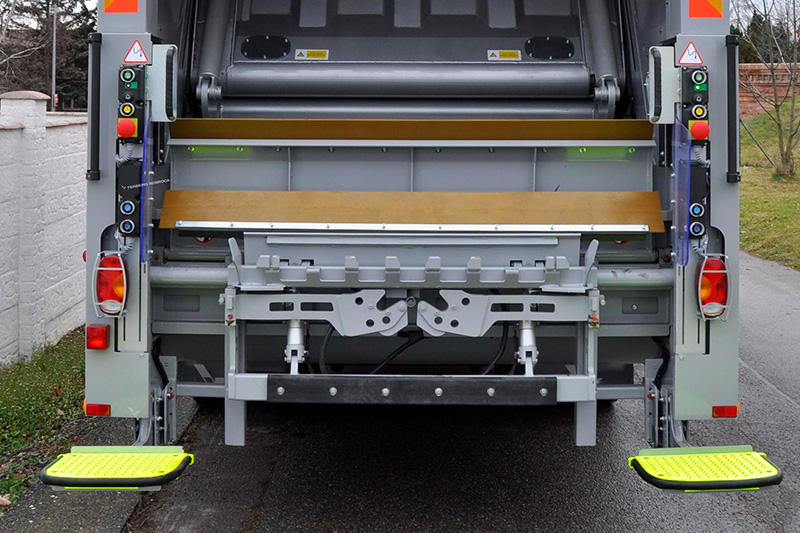 Sistema de elevación de contenedores de residuos UPC 500